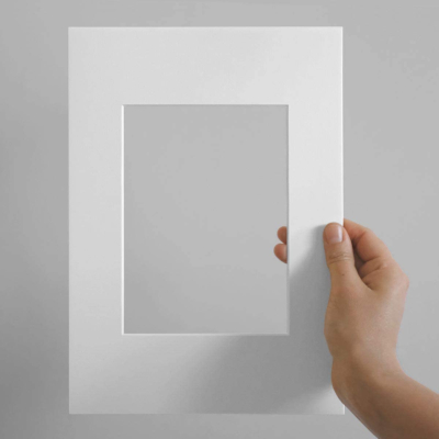 Blanc pur Lot de 10 passe-partout de qualité musée AlphaUVplus Dimensions extérieures : 30 x 40 cm / pour photo : 20 x 30 cm 
